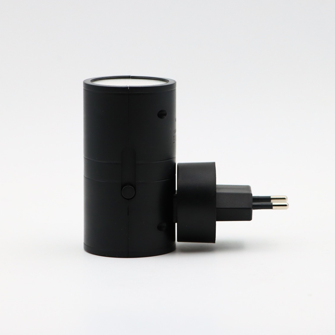 Noctis | Stopcontactlamp